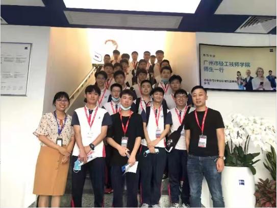 最新名企招聘,最新名企招聘，小巷深處的獨(dú)特小店，等你來探索！