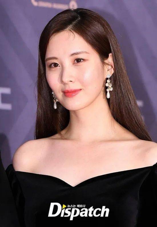 徐賢最新圖片，展現(xiàn)變化、學(xué)習(xí)與自信的力量