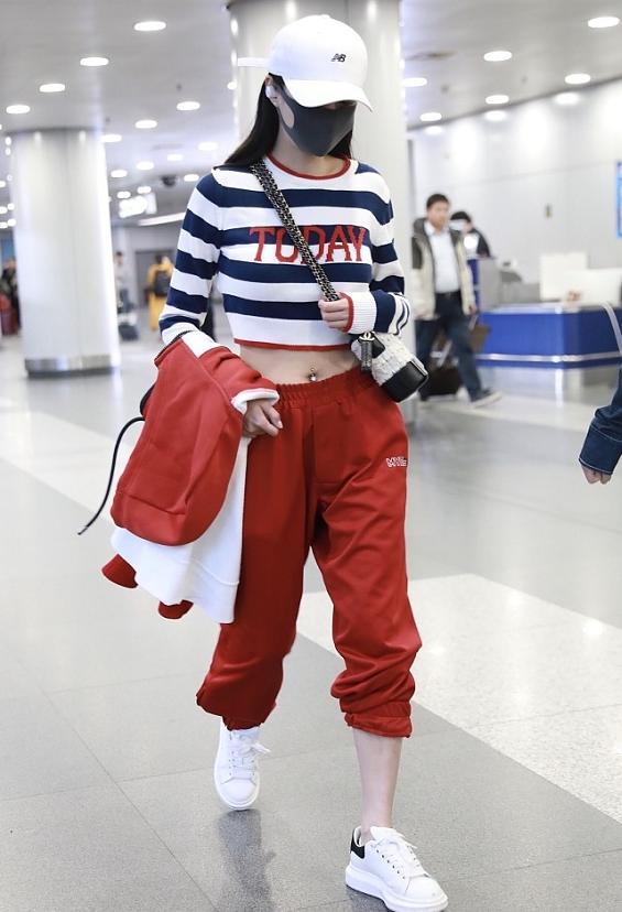 最新穿臍環(huán)時(shí)尚，你的個(gè)性之選！