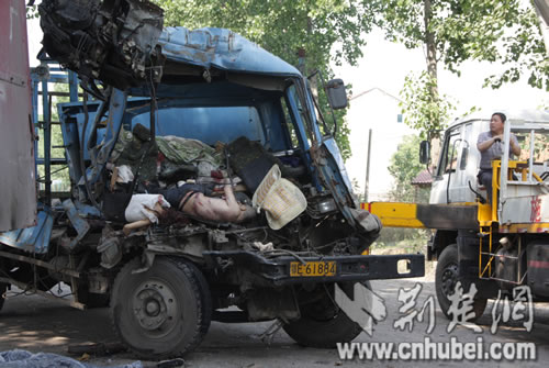 宜昌車禍新聞更新，應對車禍事件的步驟指南（適用于初學者與進階用戶）