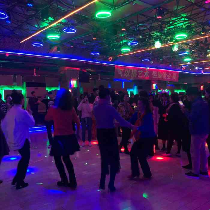 最新上海舞廳地址匯總，舞動魔都的熱門場所揭秘