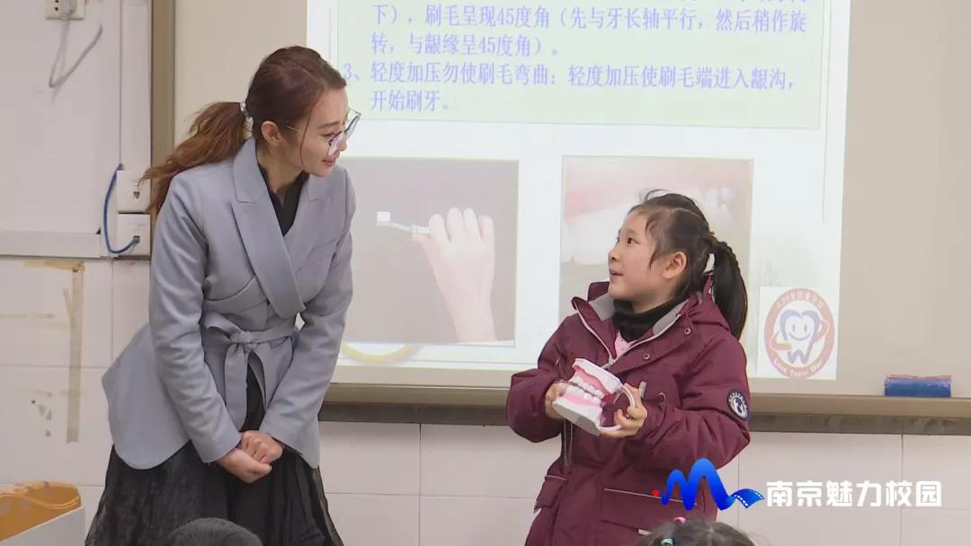 幸福一百公司最新動(dòng)態(tài)，家的溫馨與友情的綻放同步展現(xiàn)