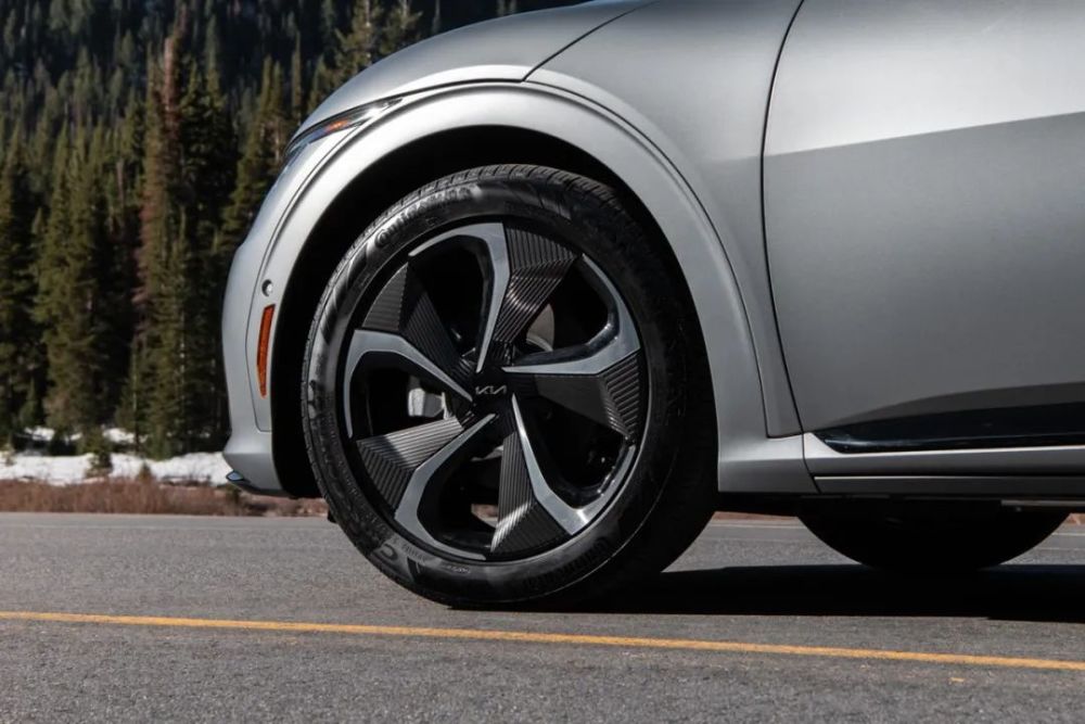 2024澳門(mén)精準(zhǔn)正版免費(fèi)大全,安全設(shè)計(jì)解析說(shuō)明法_專業(yè)版88.271