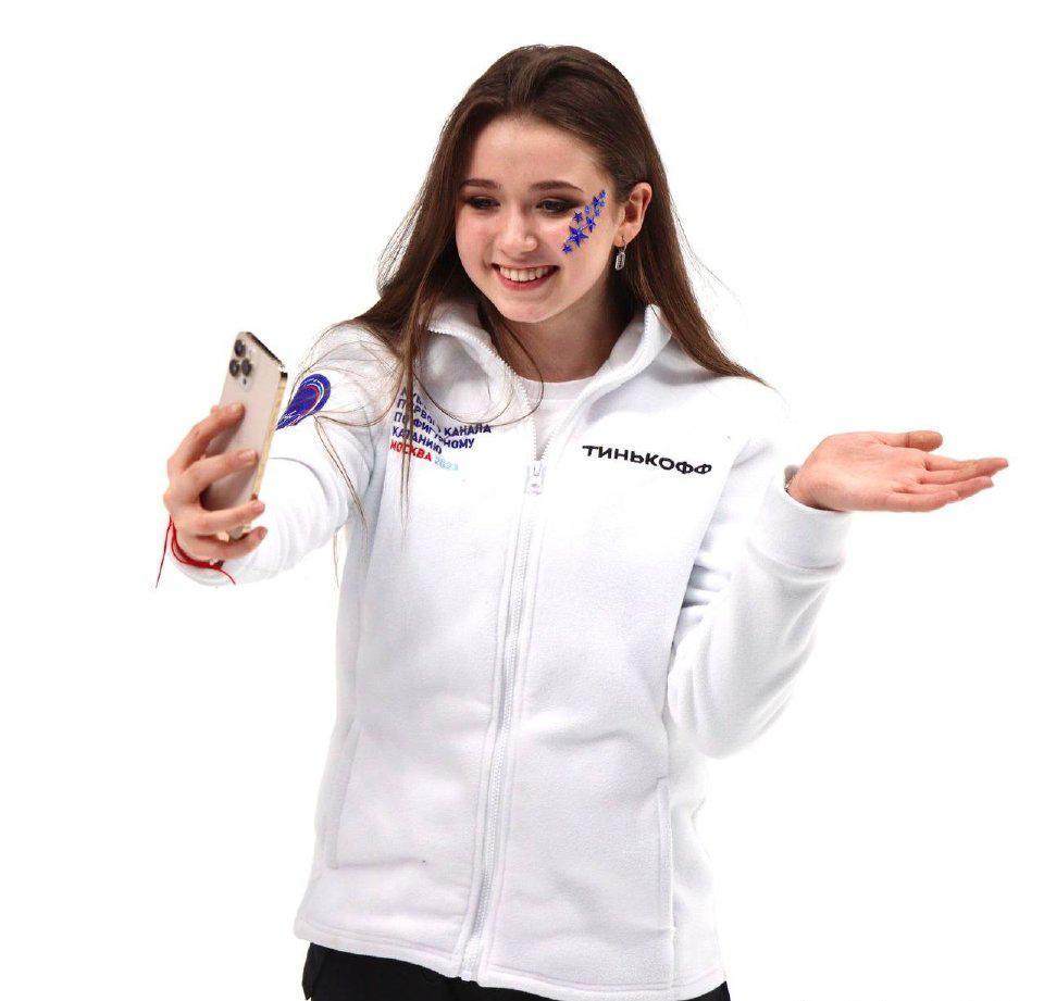 K最新主播帶你領(lǐng)略科技魅力，全新高科技產(chǎn)品震撼亮相！