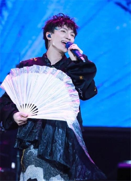 火花最新歌曲，自然美景之旅，探尋內(nèi)心的平和寧?kù)o