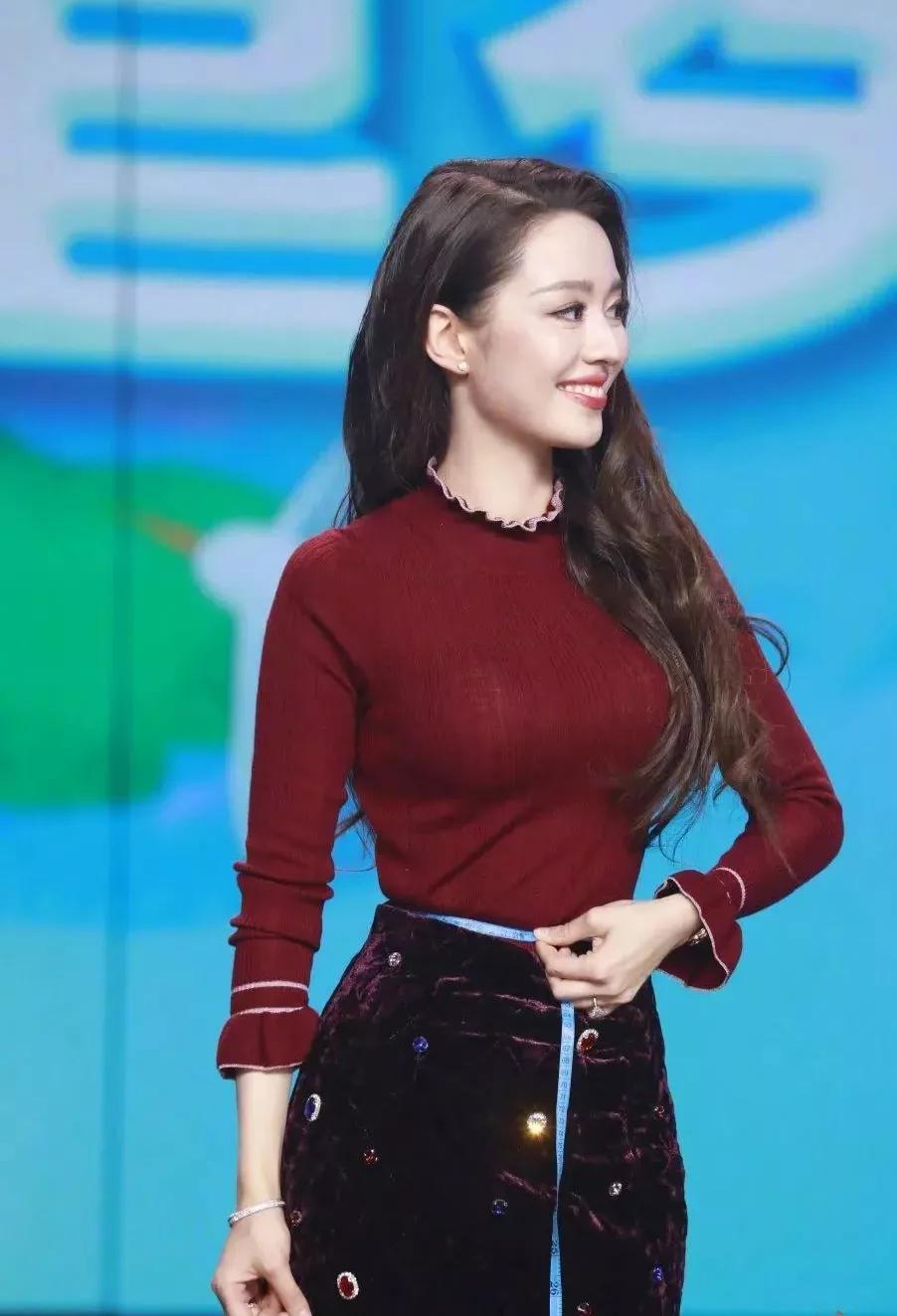 最新女星視頻，星光變化中的自信與成就力量