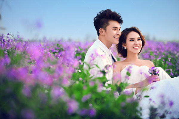 秋霞最新婚,秋霞最新婚，一場自然美景的探索之旅