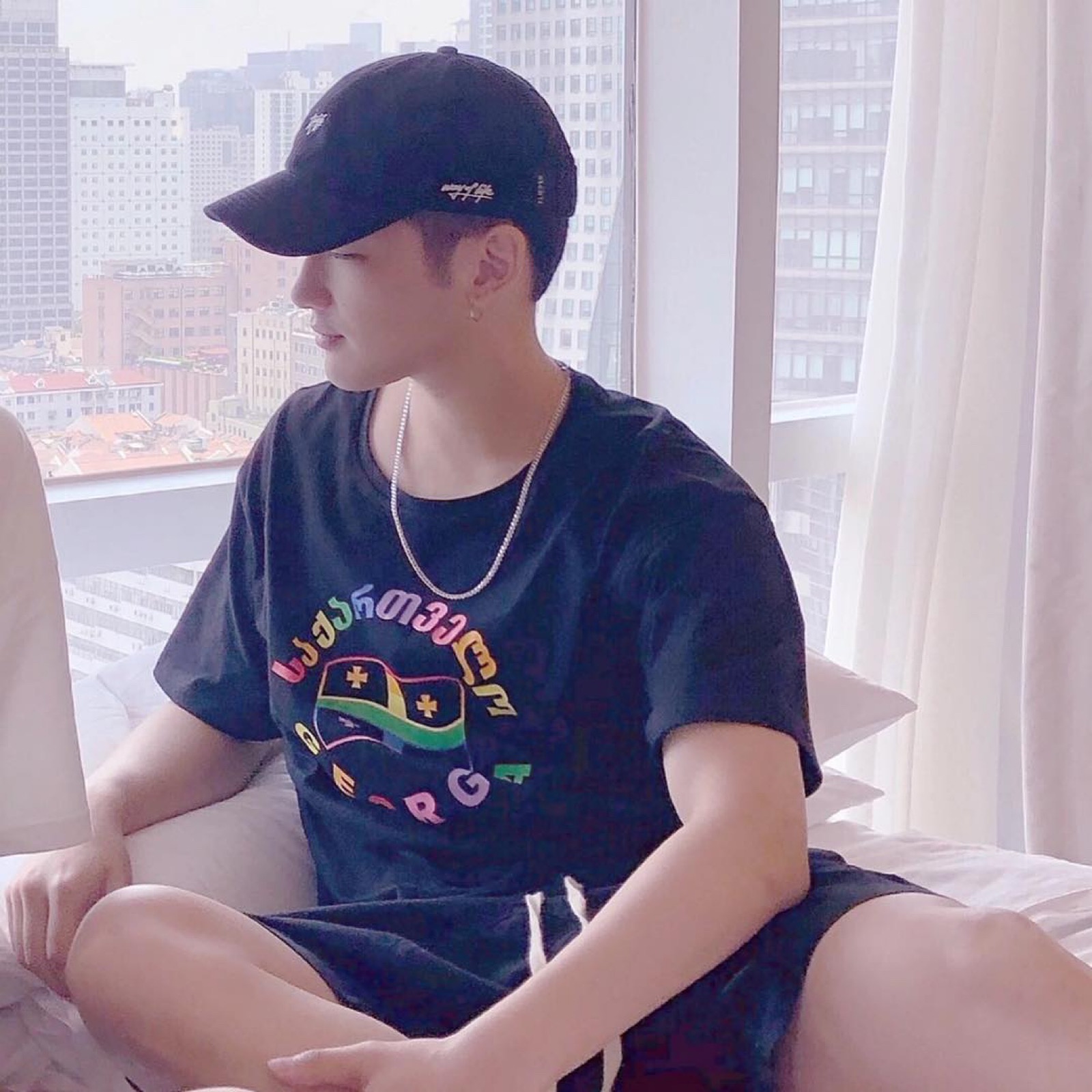 單人情侶的日常趣事，最新篇章