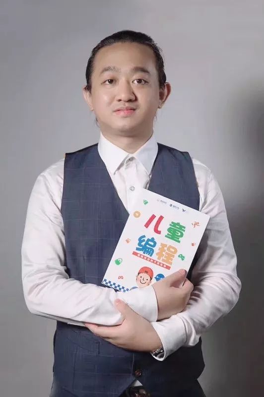 葉正喬最新,葉正喬最新動(dòng)態(tài)????，帶你領(lǐng)略不一樣的風(fēng)采！