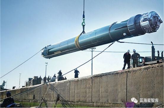 美國(guó)最新魚(yú)雷技術(shù)革新，軍事力量的體現(xiàn)與展示