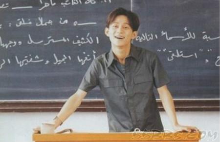 ??明星教師風(fēng)采展示，專業(yè)教育者的卓越之路??