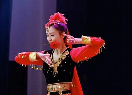 跳舞的明星，多維度的藝術(shù)展現(xiàn)力