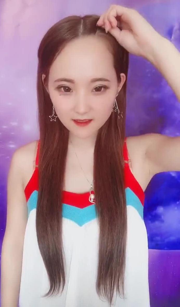 最新美拍編發(fā)教程，輕松打造時(shí)尚發(fā)型，瞬間提升你的魅力值！