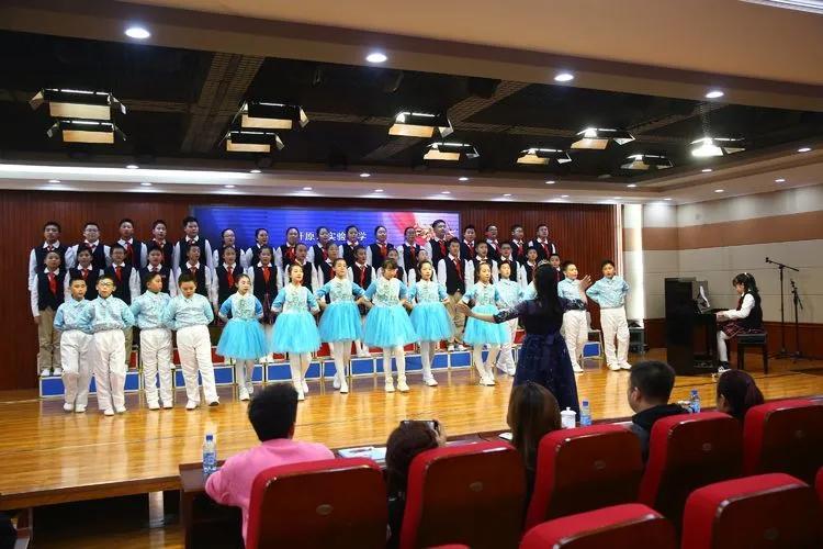 科技與藝術(shù)融合之作，智能合唱助手推薦適合合唱比賽的歌曲