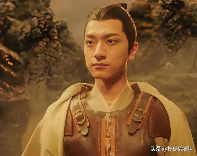 最新搞笑丑男大盤點(diǎn)，日常笑料背后的真摯友情故事