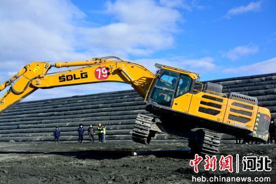 挖土機比賽，科技巨擘較量，重塑未來工程機械魅力之戰(zhàn)