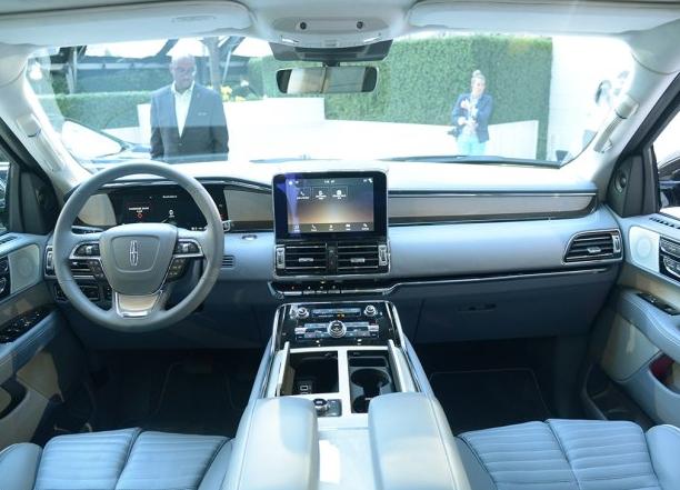 現(xiàn)代木紋門(mén)款式推薦，選購(gòu)、安裝指南與流行趨勢(shì)解析