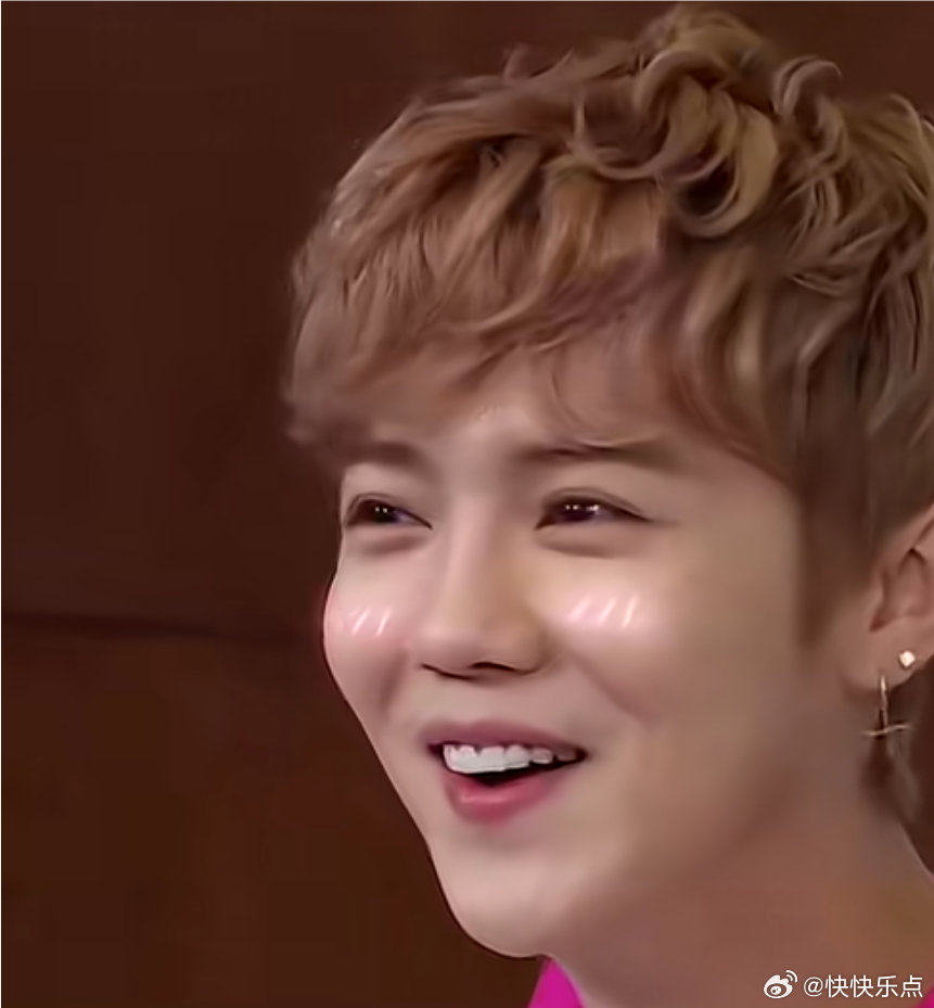 鹿晗最新消息動態(tài)，城市音符與友情旋律的碰撞