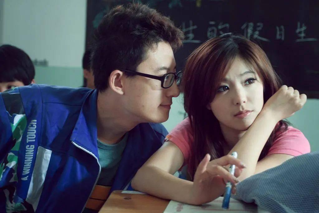 宅男網(wǎng)最新動(dòng)態(tài)，學(xué)習(xí)變化，擁抱自信與成就感之路