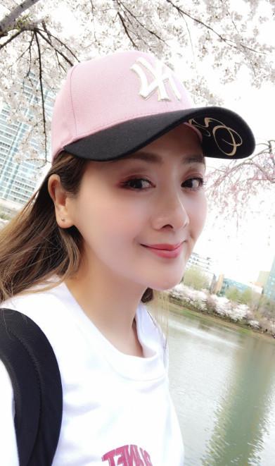 臀部打針視頻，文化現(xiàn)象的深度解讀與探討