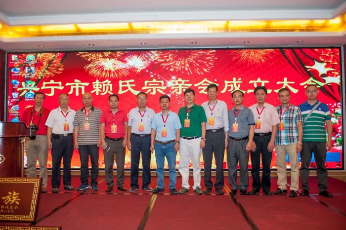 賴氏最新動態(tài)引領(lǐng)科技潮流，重塑未來生活體驗新篇章