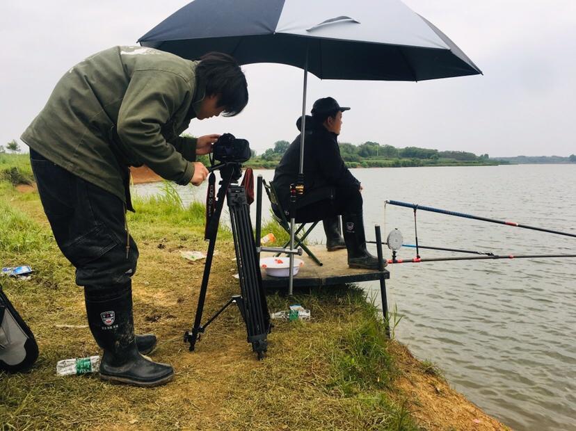 大毛最新釣魚(yú)視頻，釣魚(yú)技能進(jìn)階指南全解析