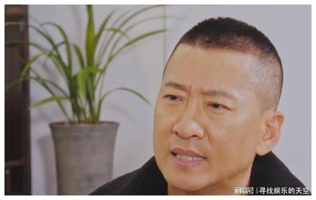 周杰最新?tīng)顩r，事業(yè)與生活多維解讀揭秘！