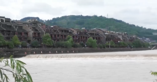 石阡天氣最新動態(tài)，科技引領(lǐng)智能生活新體驗(yàn)