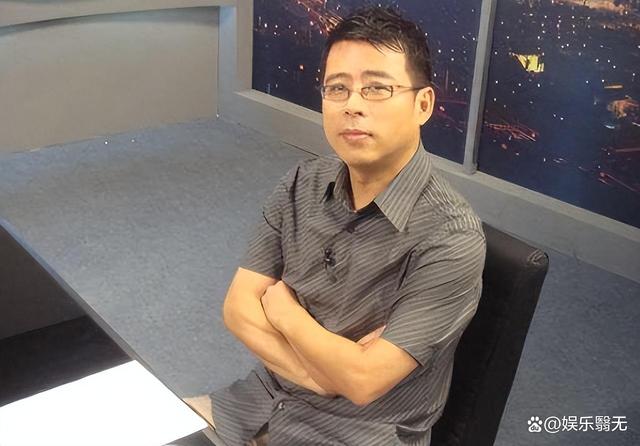 阿丘最新微博，社交媒體時代的言論自由與責(zé)任探討
