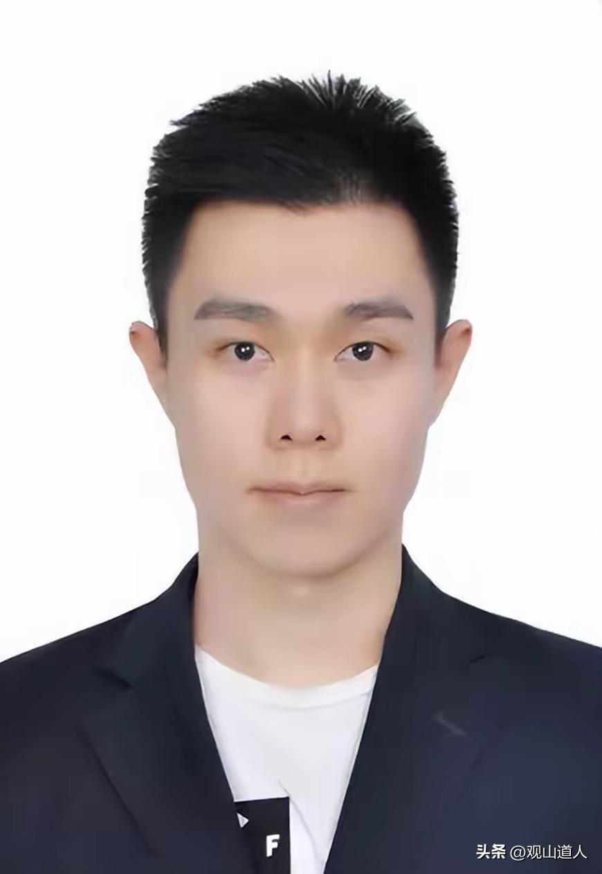 北大女生時(shí)尚搭配與技能提升，最新時(shí)尚包款指南