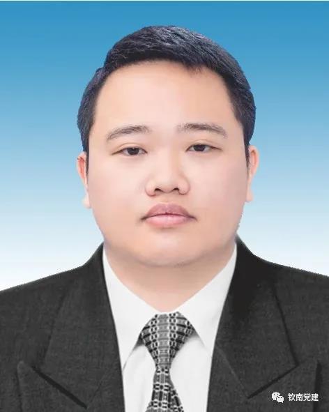 科技革新引領(lǐng)未來，最新區(qū)干部任職公示揭示智慧藍(lán)圖